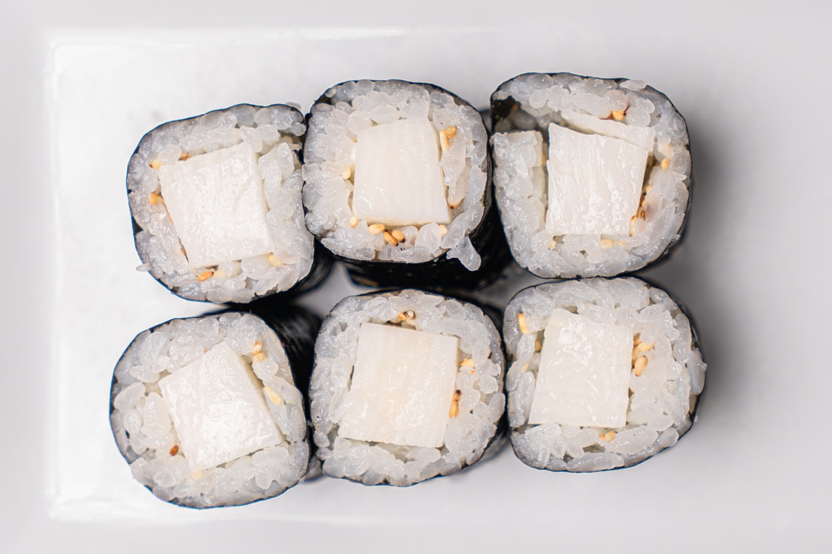 NAGAIMO (STICKY YAM)